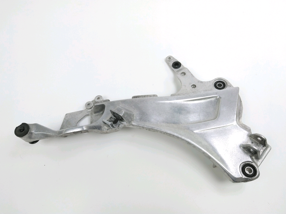 PLATINE AVANT DROITE COMPLETE