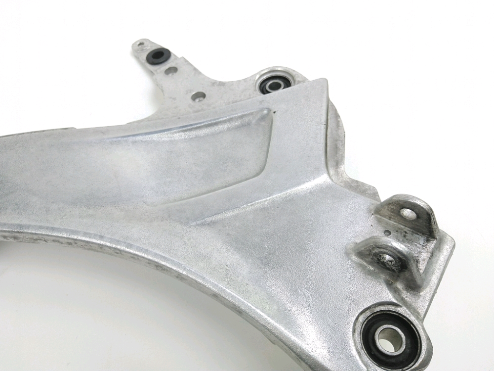 PLATINE AVANT DROITE COMPLETE