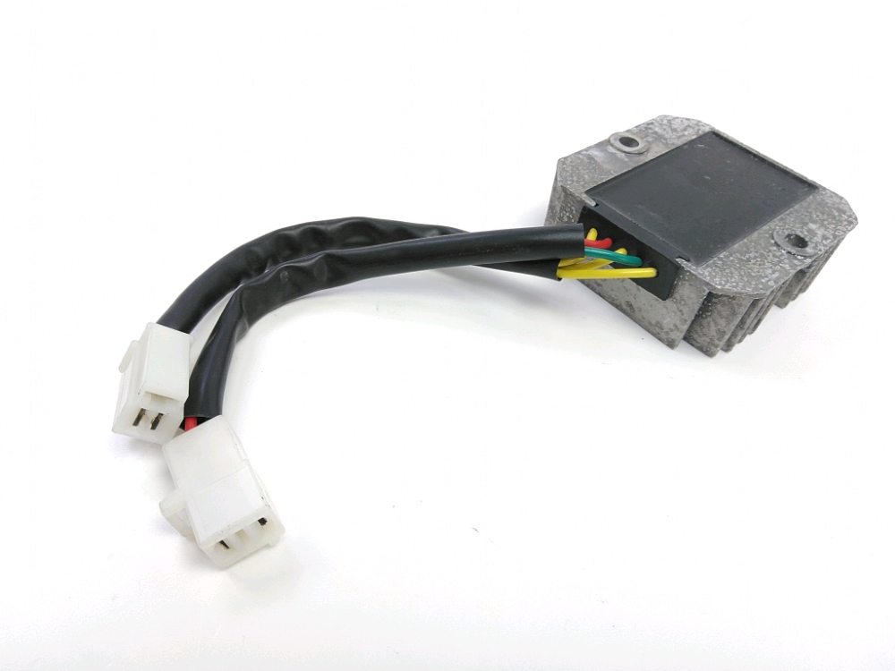 REGULATEUR DE TENSION
