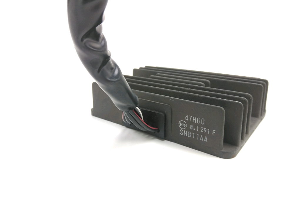 REGULATEUR DE TENSION