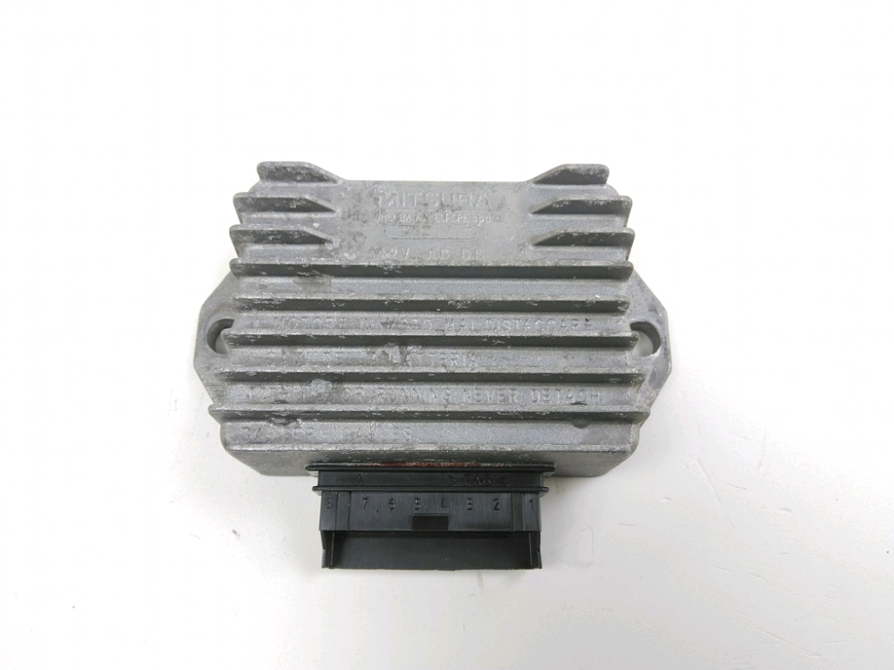 REGULATEUR DE TENSION