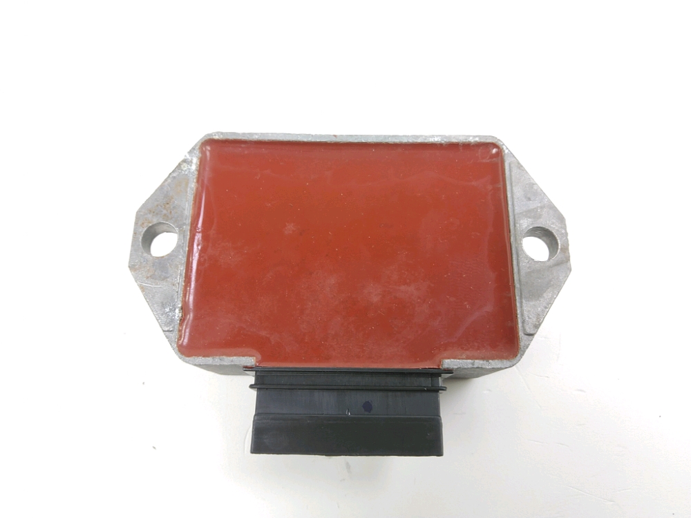 REGULATEUR DE TENSION