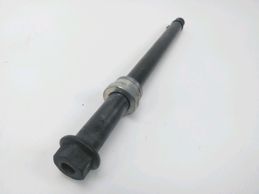 AXE DE ROUE AVANT