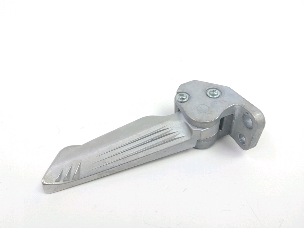 Platine et repose pieds arriere gauche