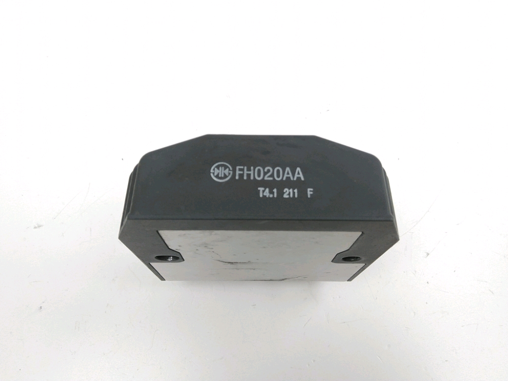 REGULATEUR DE TENSION