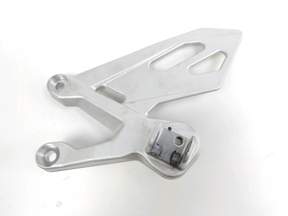 Platine avant gauche complete