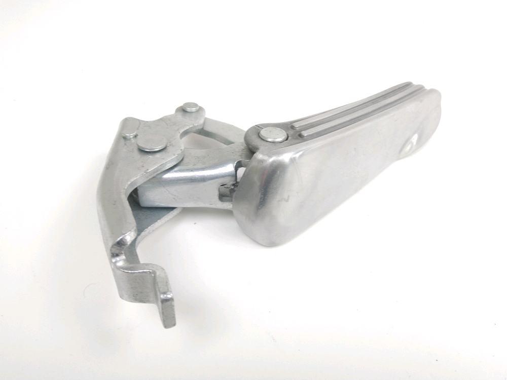 Repose pieds arriere gauche