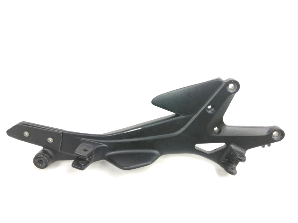 Platine avant droite