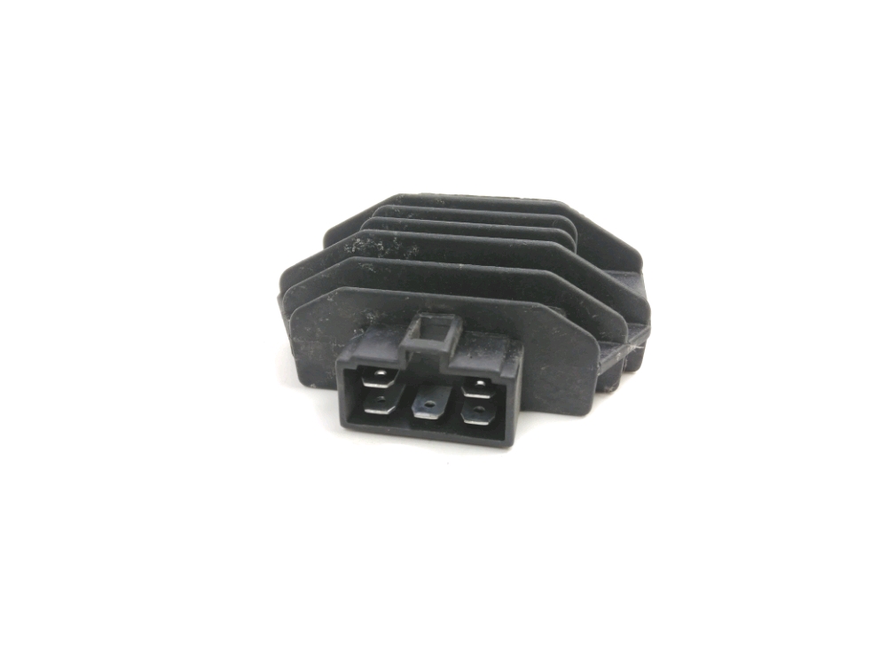 REGULATEUR DE TENSION