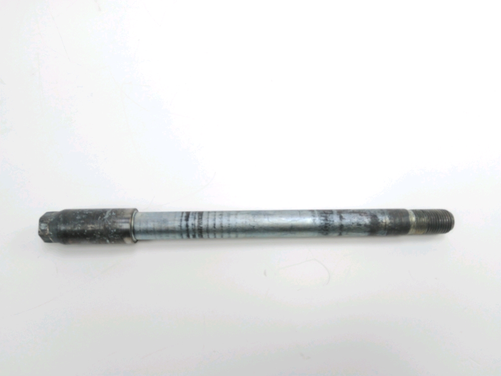 AXE DE ROUE AVANT