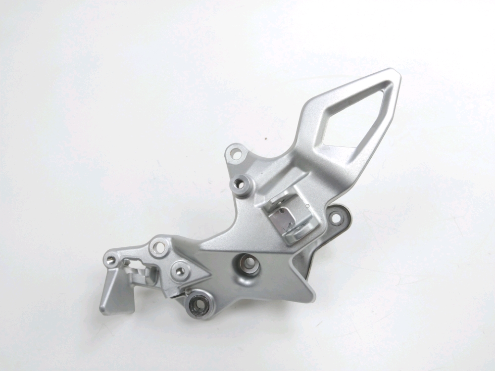 PLATINE AVANT GAUCHE