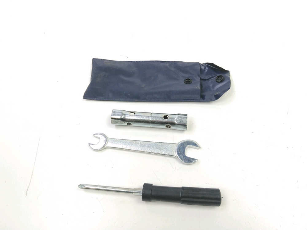 TROUSSE OUTIL