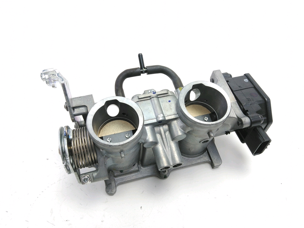 Corps d'injection droit