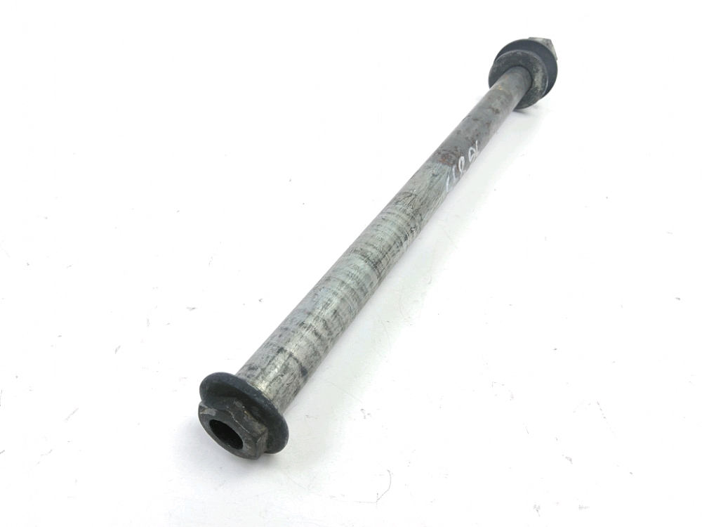 AXE DE ROUE ARRIERE