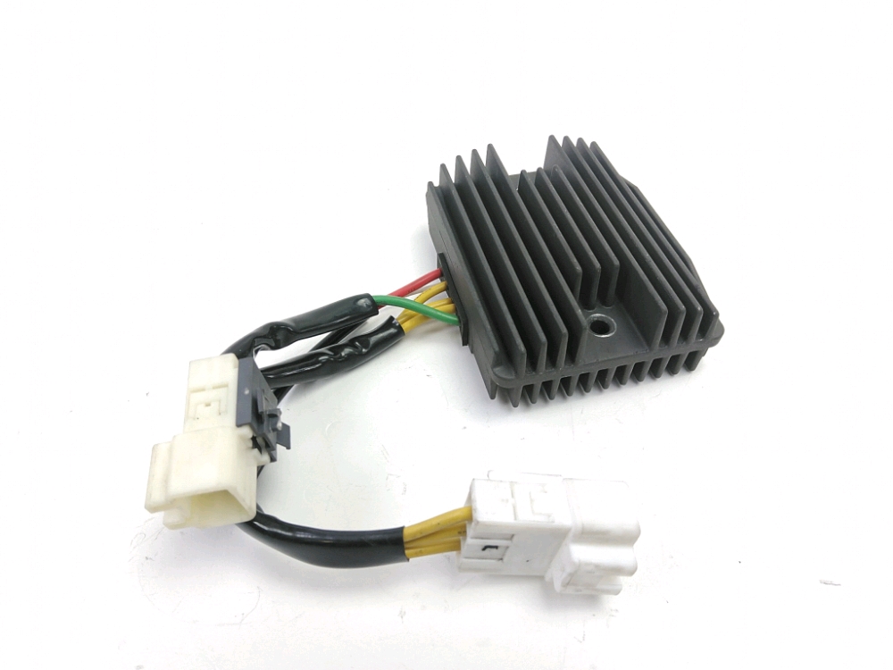 REGULATEUR DE TENSION