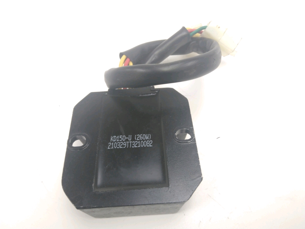 REGULATEUR DE TENSION