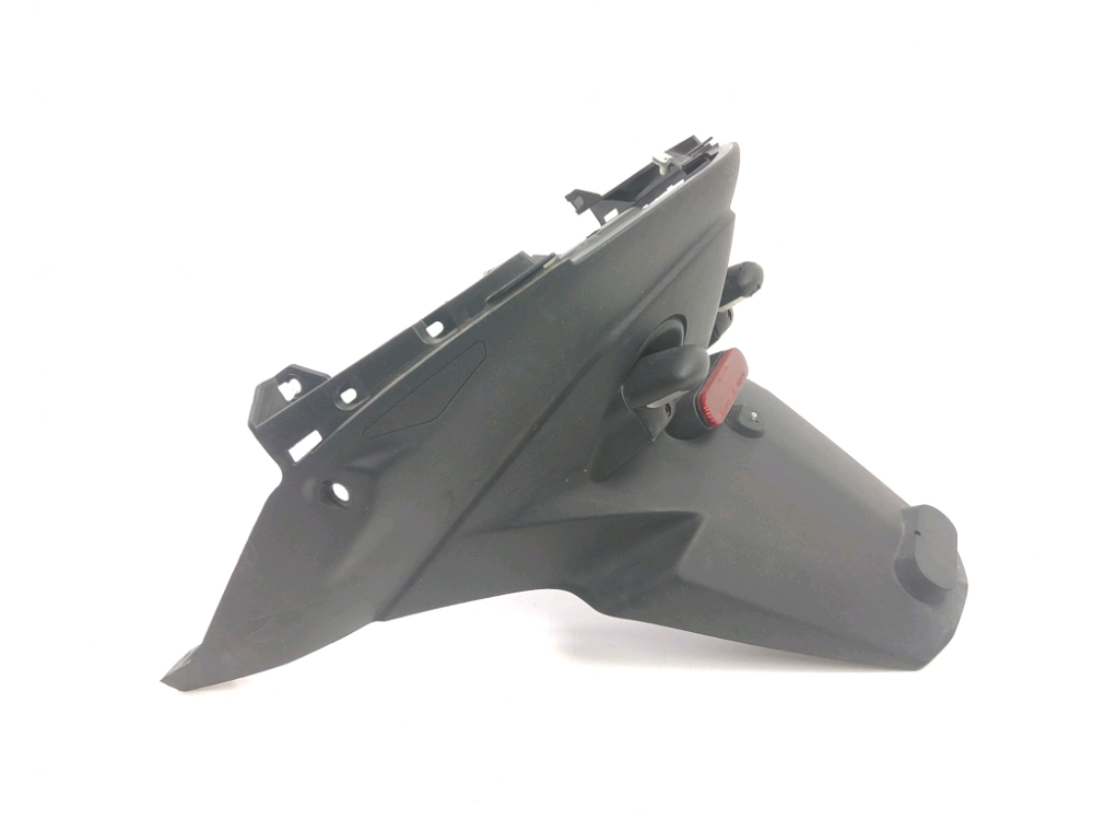 SUPPORT DE PLAQUE ET ECLAIRAGE
