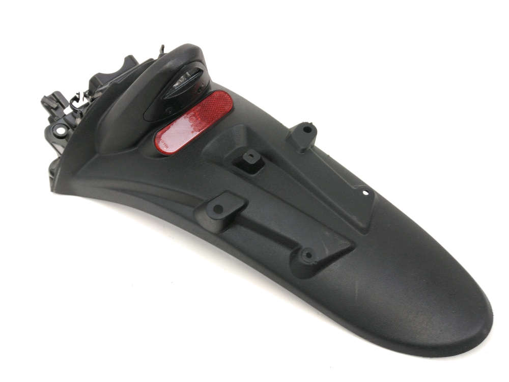 SUPPORT DE PLAQUE ET ECLAIRAGE