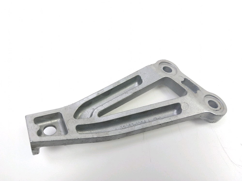 PLATINE ET REPOSE PIEDS ARRIERE GAUCHE