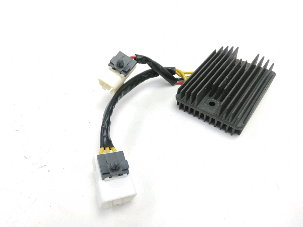 REGULATEUR DE TENSION