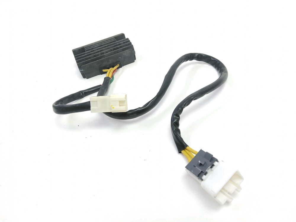 REGULATEUR DE TENSION