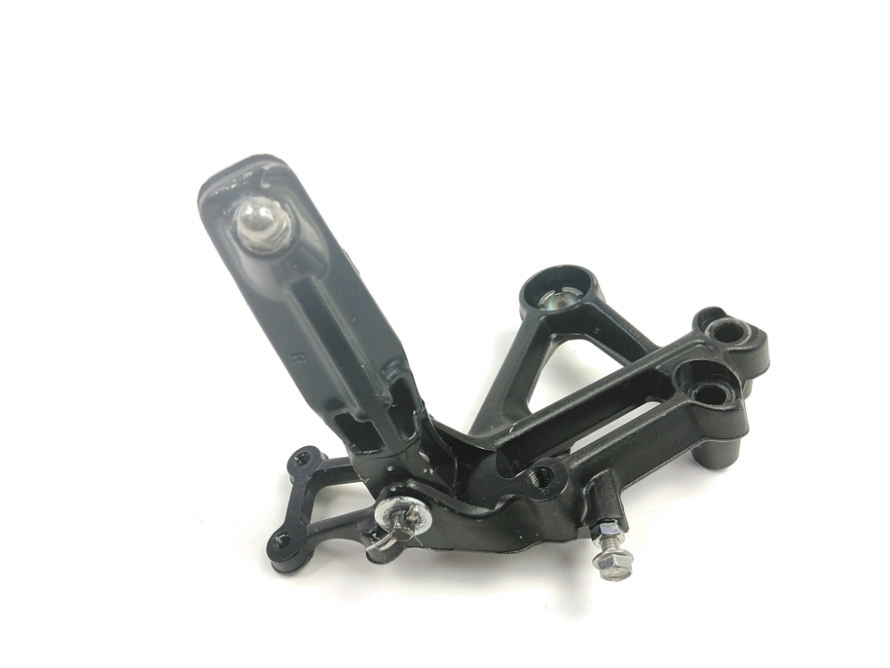 PLATINE AVANT DROITE COMPLETE