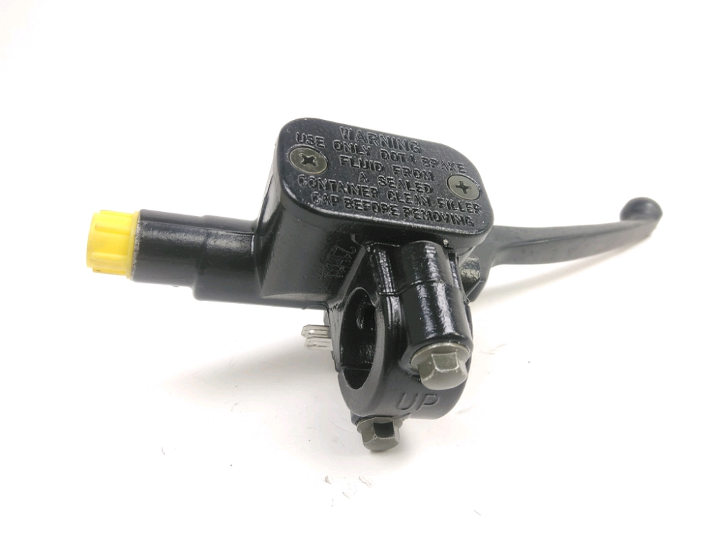 Maitre cylindre frein av complet