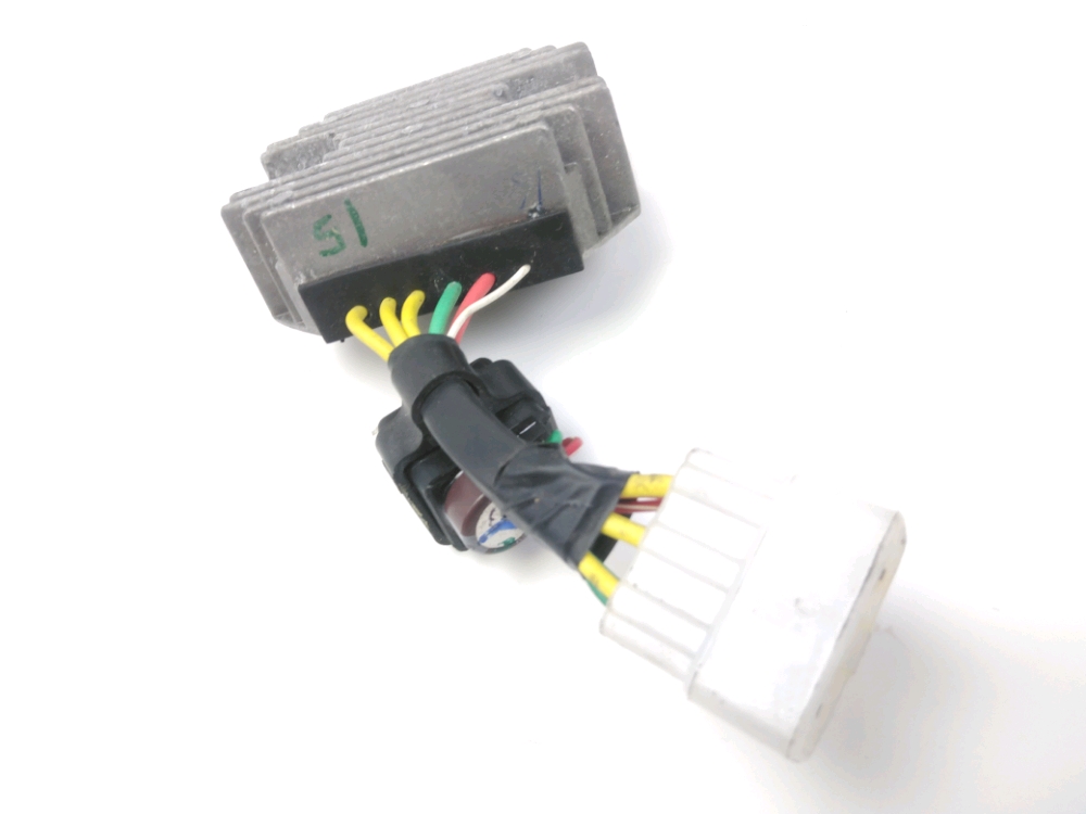 REGULATEUR DE TENSION