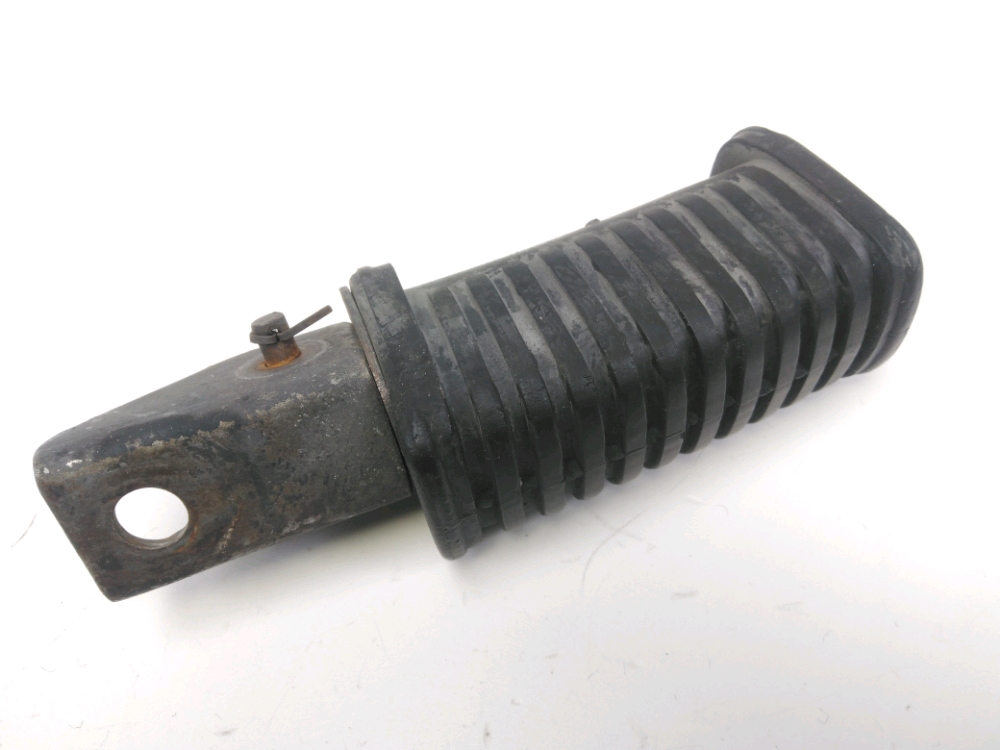 Repose pieds arriere gauche