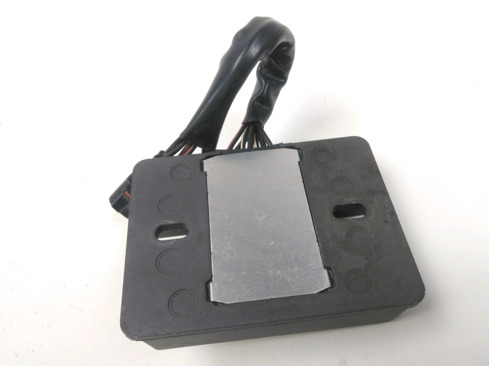 REGULATEUR DE TENSION