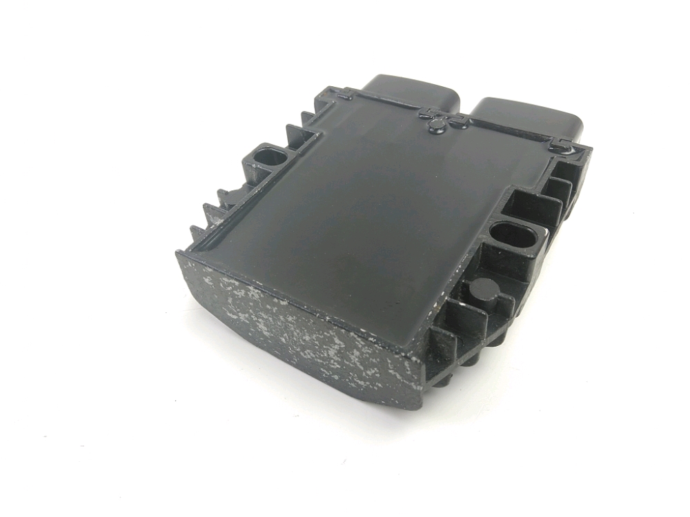 REGULATEUR DE TENSION