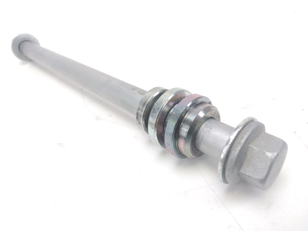 AXE DE ROUE ARRIERE