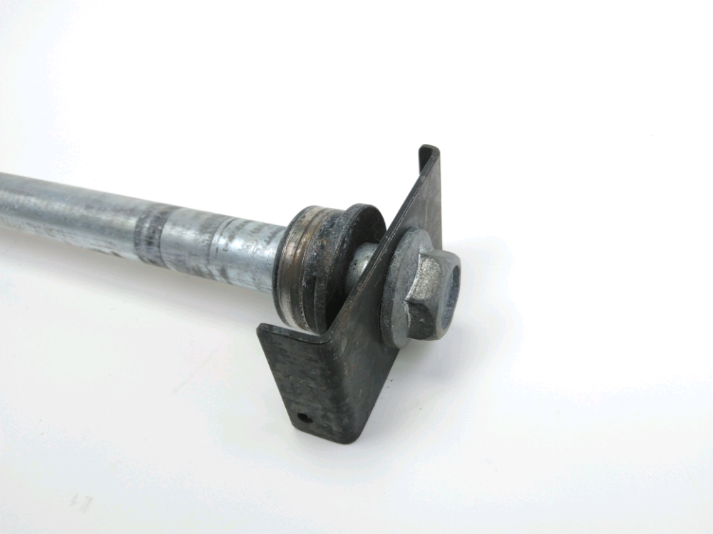 AXE DE ROUE ARRIERE