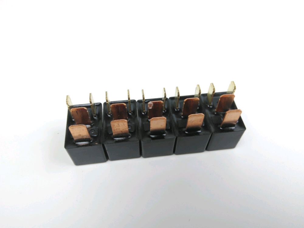 RELAIS BOITIER ELECTRIQUE