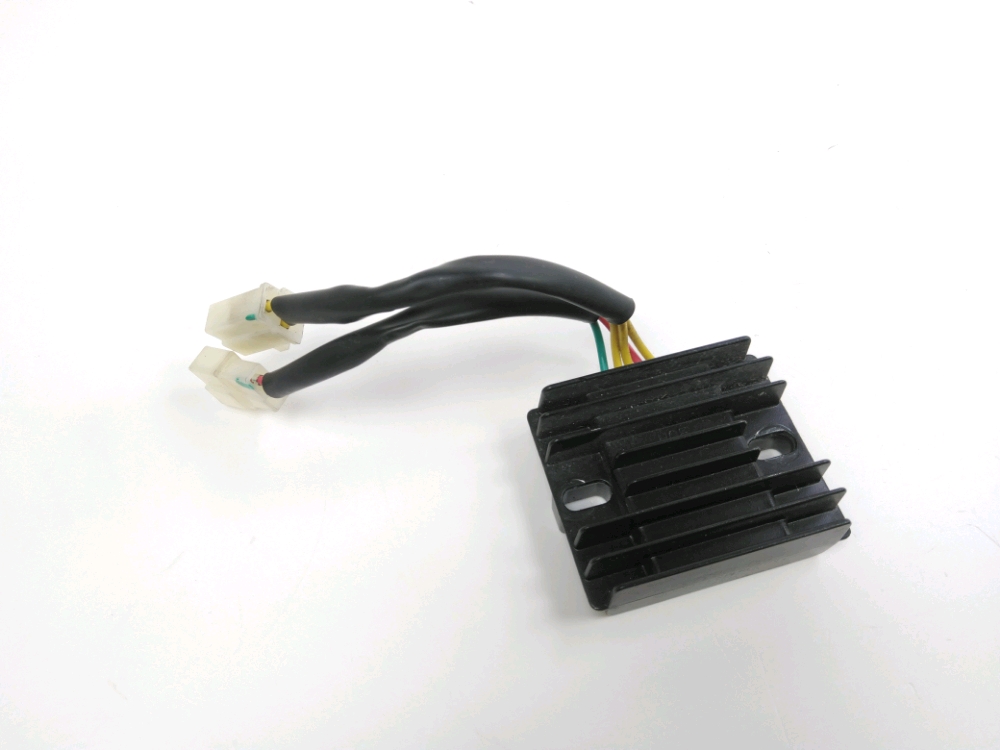 REGULATEUR DE TENSION