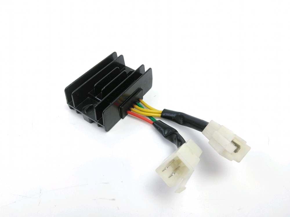 REGULATEUR DE TENSION