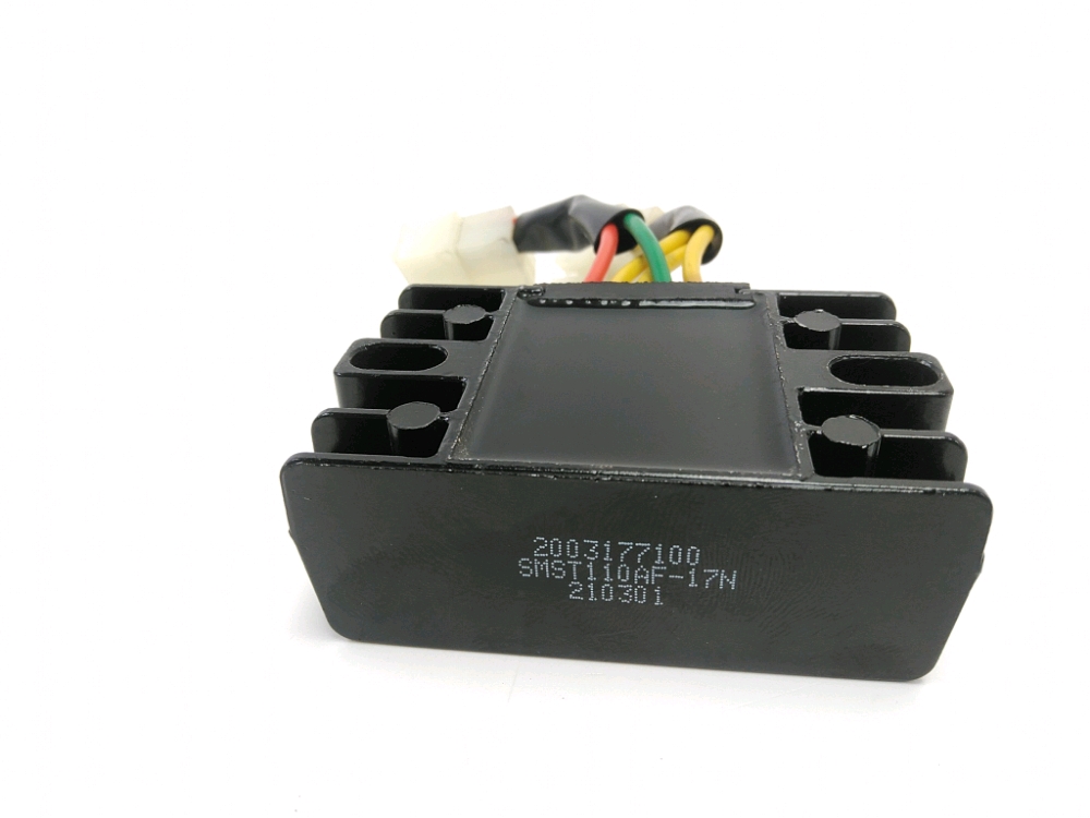 REGULATEUR DE TENSION