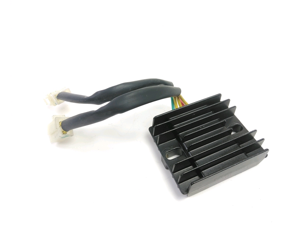 REGULATEUR DE TENSION