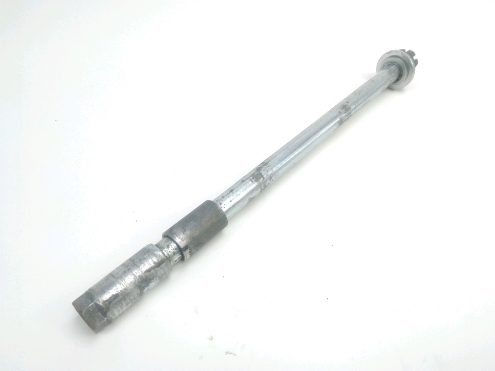 AXE DE ROUE ARRIERE