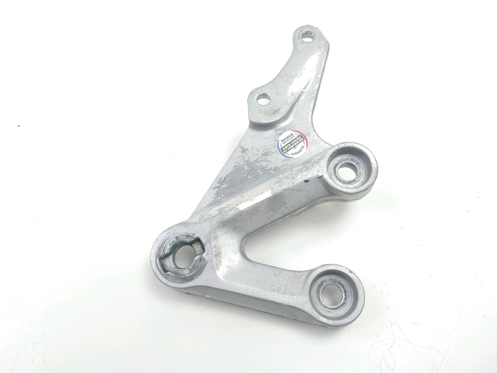 Platine avant droite