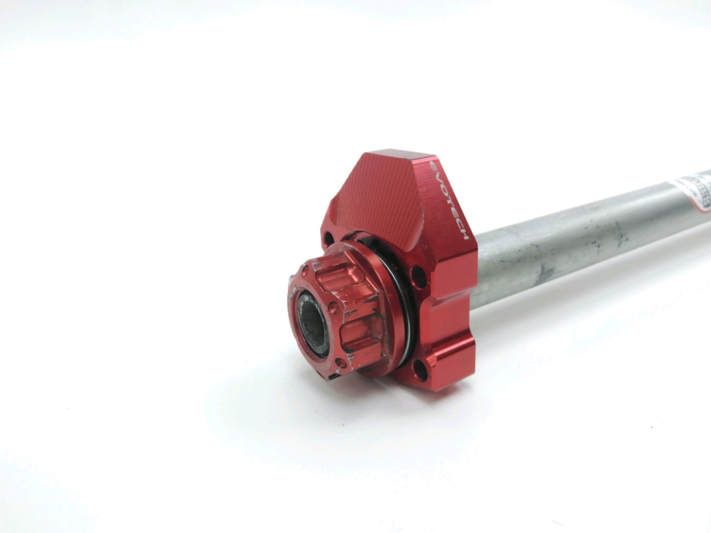 AXE DE ROUE ARRIERE