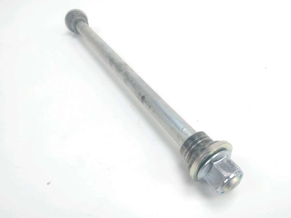 AXE DE ROUE ARRIERE