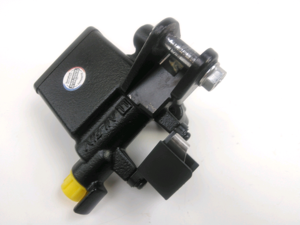 Maitre cylindre frein ar complet