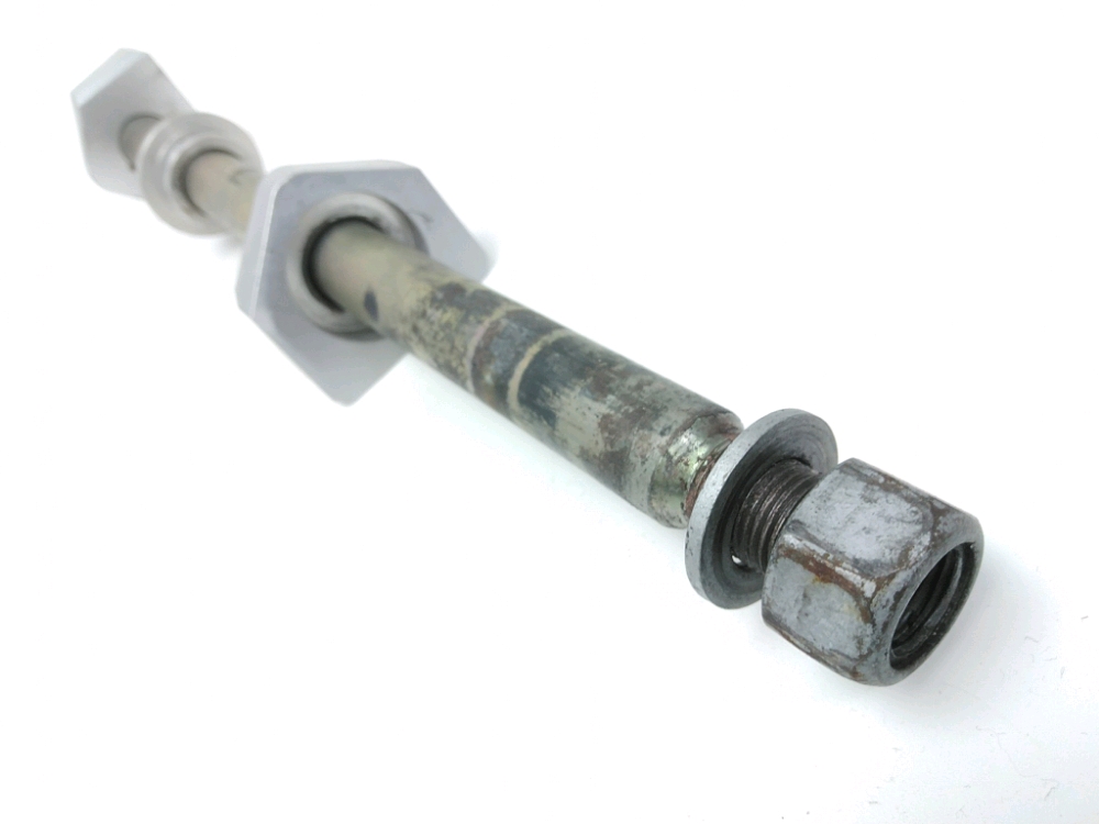 AXE DE ROUE ARRIERE