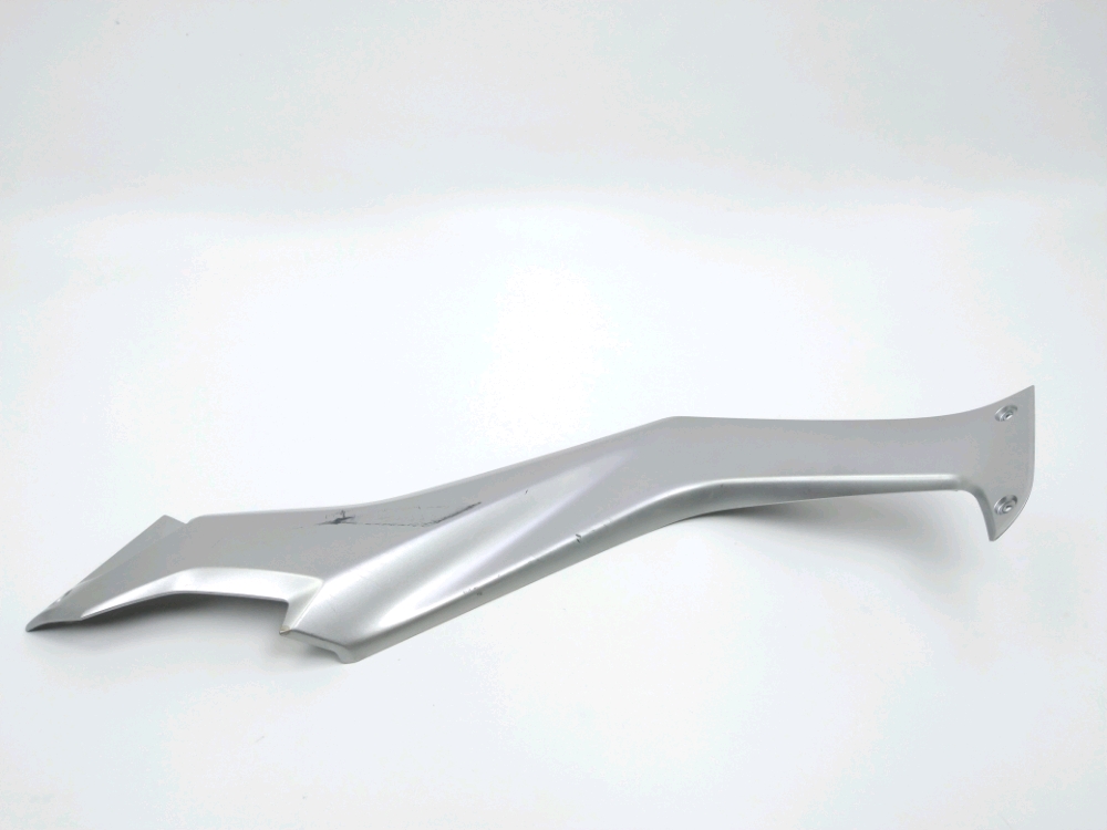 CACHE LATERAL GAUCHE