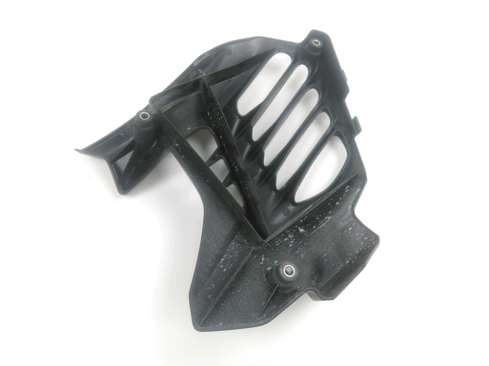 GRILLE DE RADIATEUR