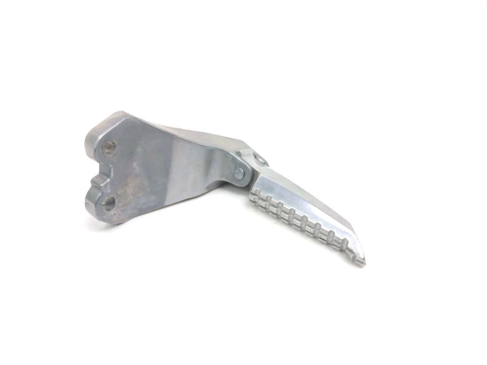 Platine et repose pieds arriere gauche