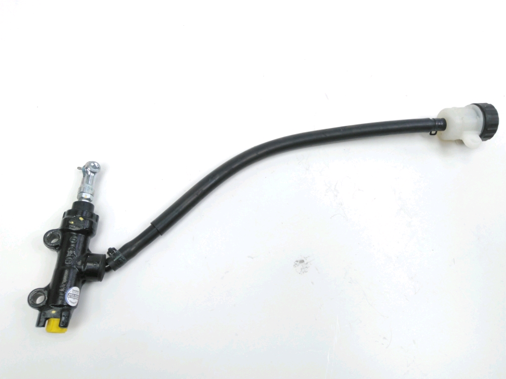 Maitre cylindre frein ar complet