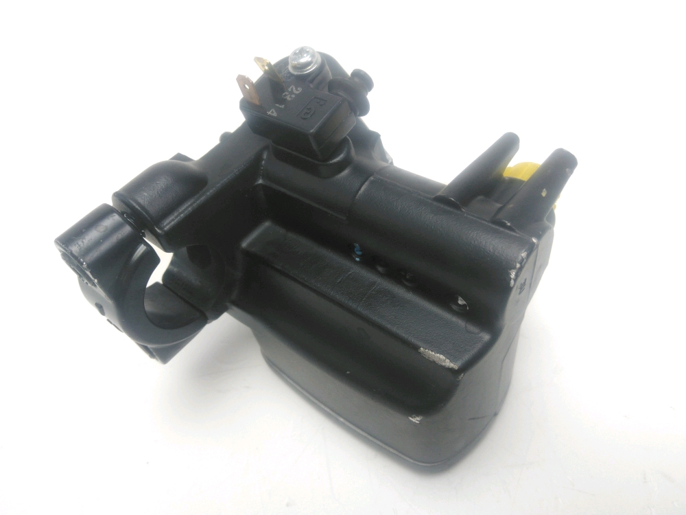 MAITRE CYLINDRE FREIN AV COMPLET