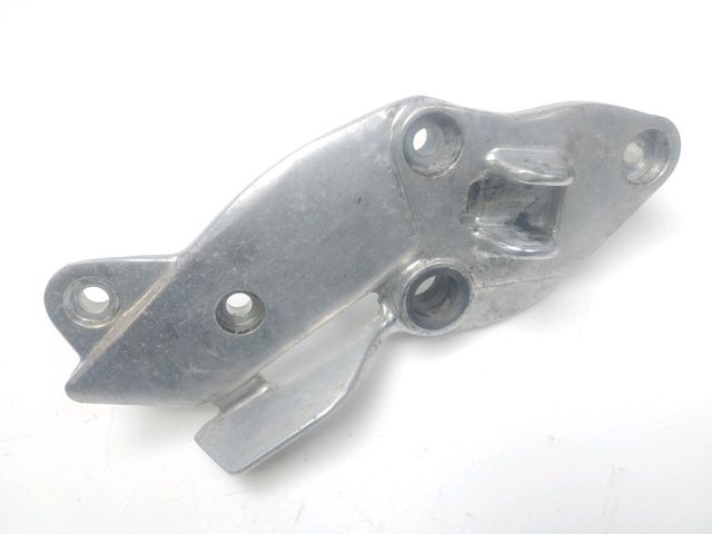 Platine avant droite